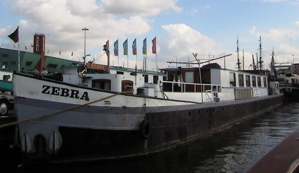 ** Bed & Breakfast Botel Zebra Amsterdam Netherlands