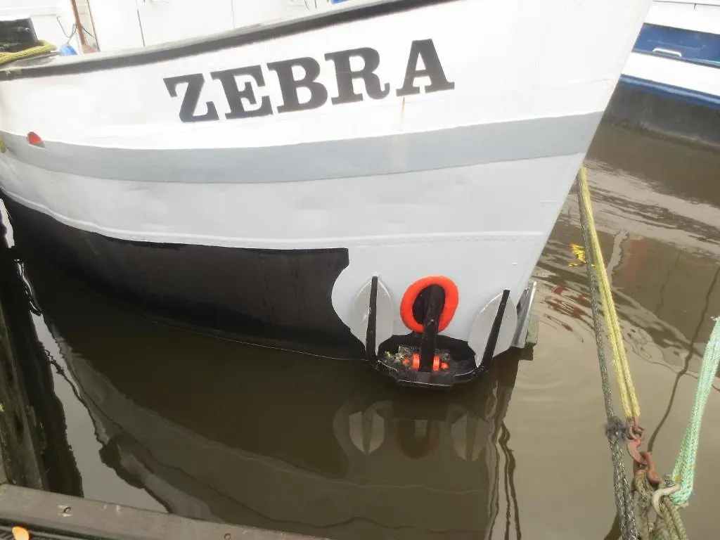 Botel Zebra Amsterdam 2*,  Netherlands