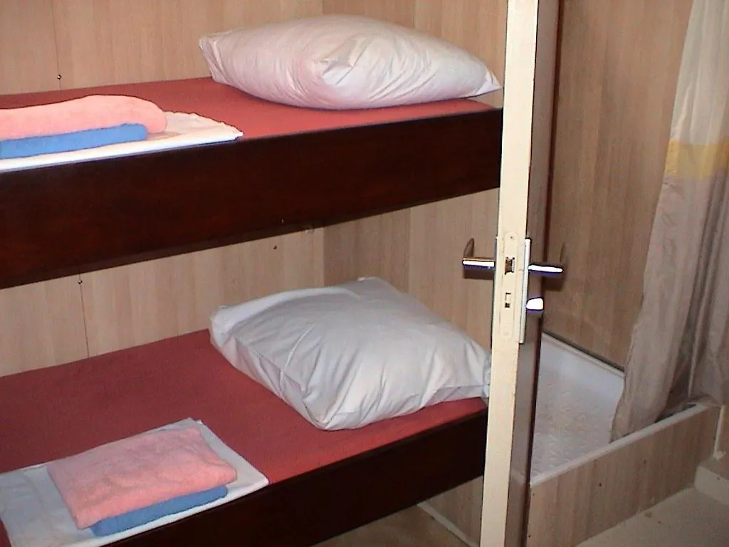 Bed & Breakfast Botel Zebra Amsterdam
